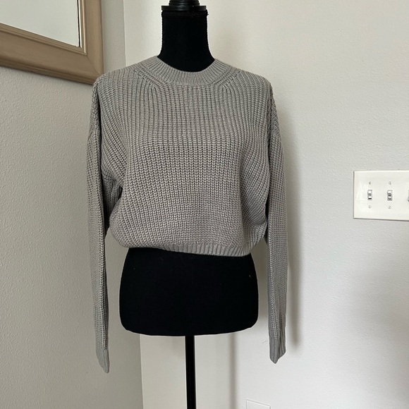 Elodie Gray Waffle Knit Cropped Crew Neck Sweater - Picture 2 of 5